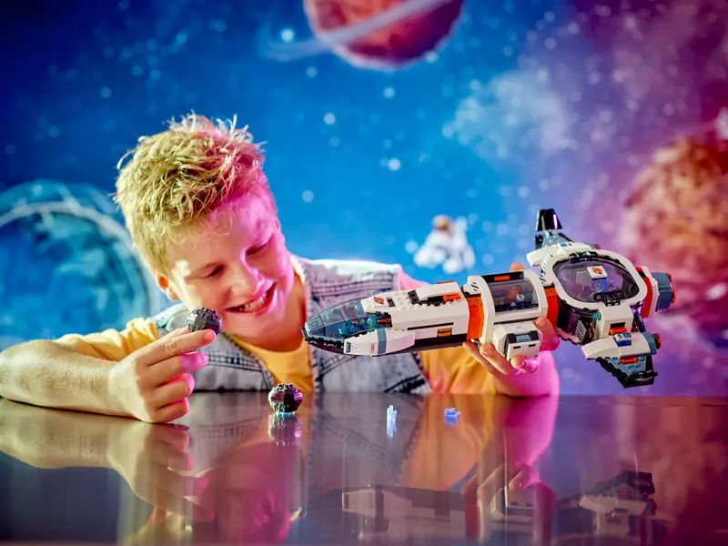 Lego City Modular Galactic Spaceship 60446 - Image 4