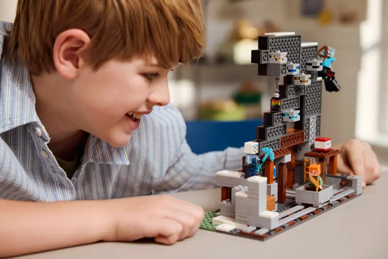 Lego MC The Pickaxe Mine 21277 - Image 4