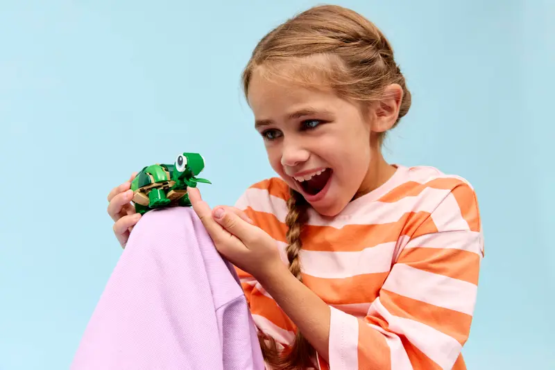 Lego Creator Turtle with Water Lily Flower 31377 - Image 5