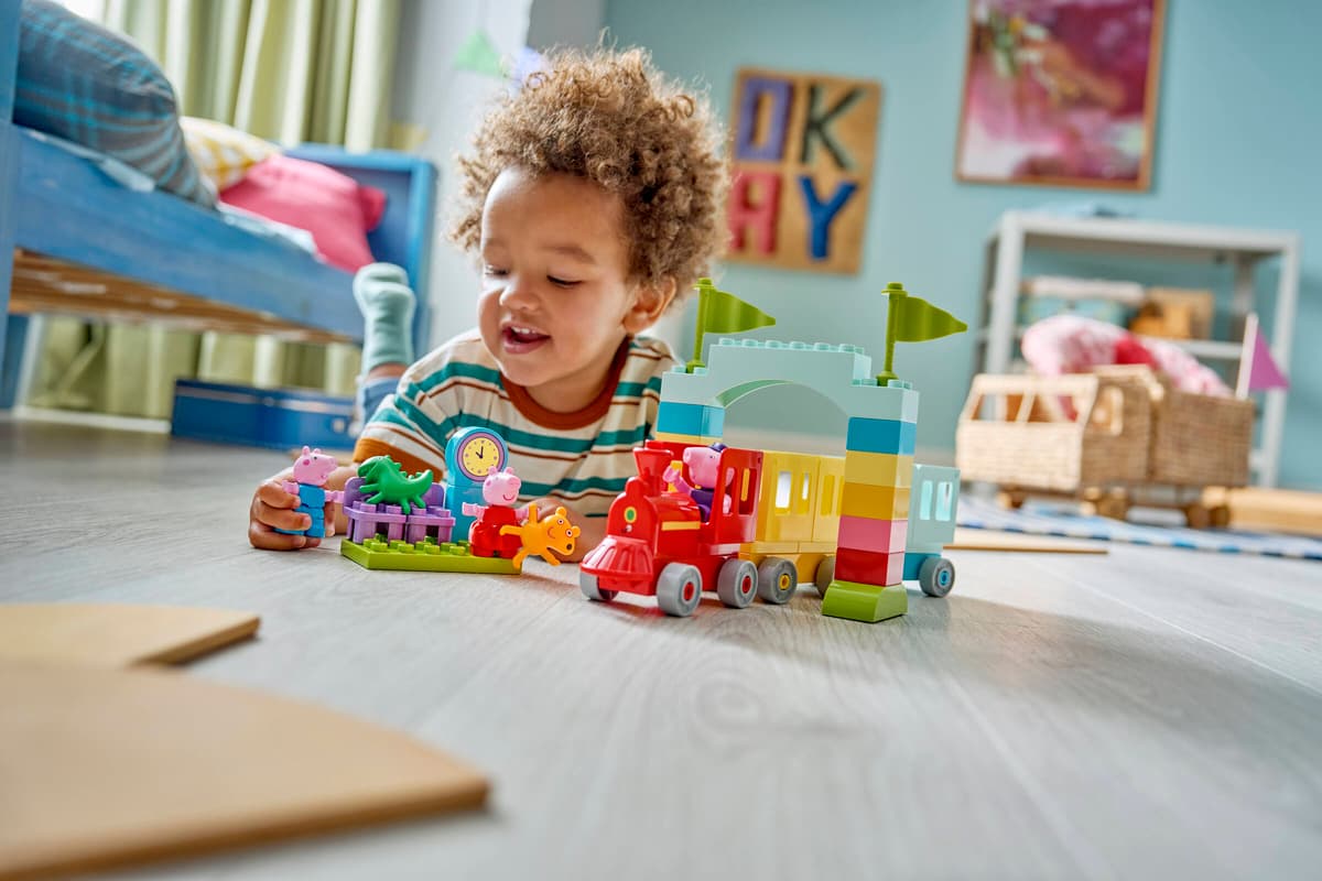 Lego Duplo Train Ride with Grandpa Pig 10466 - Image 5