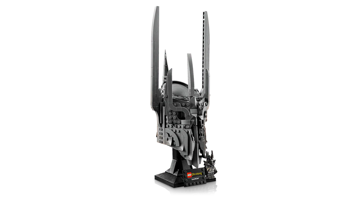 Lego Icon LOTR Sauron's Helmet 11373 - Image 3