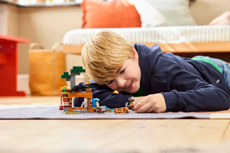 Lego MC The Armadillo Mine Expedition 21269 - Image 3