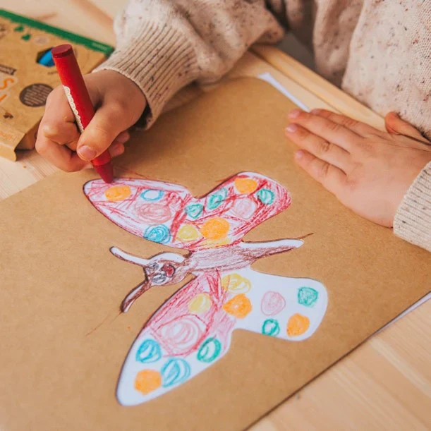 HS Jumbo Stencils and Crayons Activity Set - Image 2