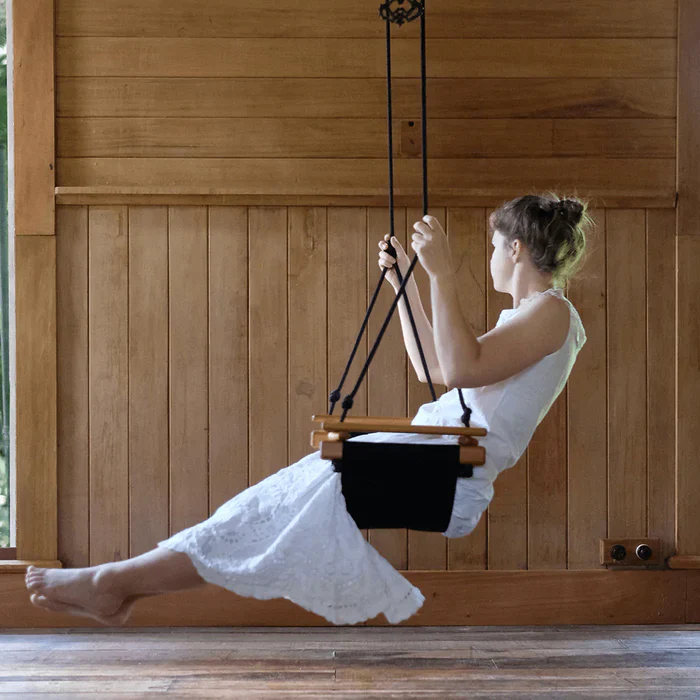 Solvej Child Swing Coral Black - Image 2